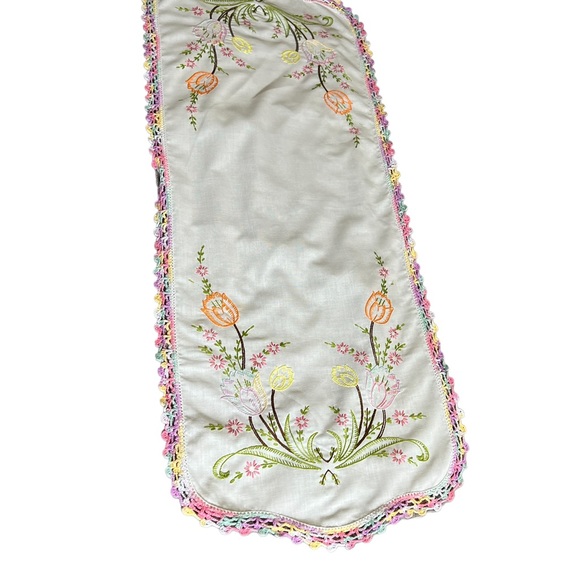 Vintage Hand Embroidered Cotton Table Runner - Picture 3 of 6